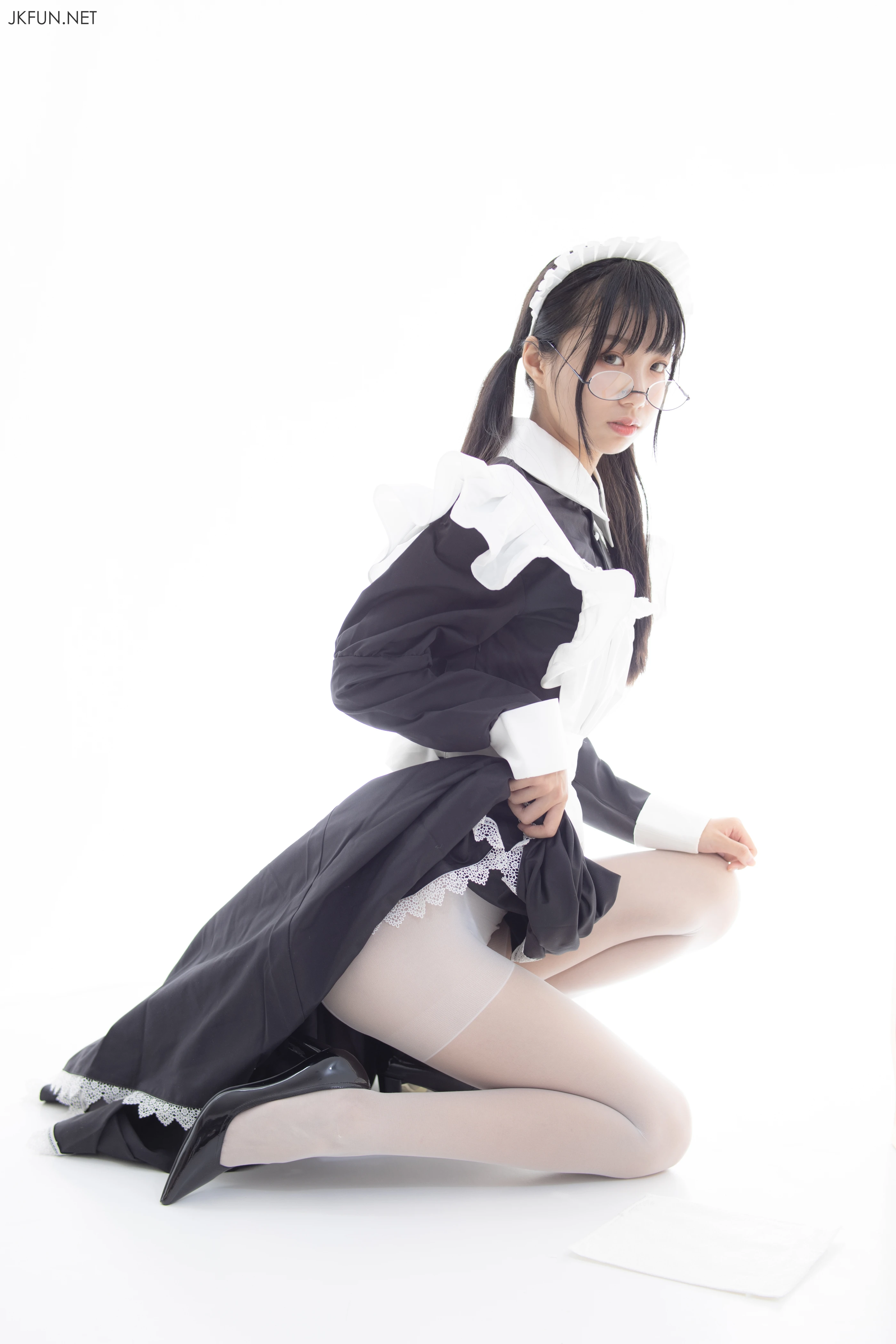 森萝财团 [JKFUN-017] 眼镜白丝女仆 [127P 1V]插图8